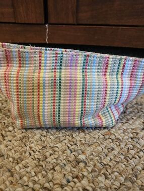 Avon Biege Multicolor Cosmetic Bag